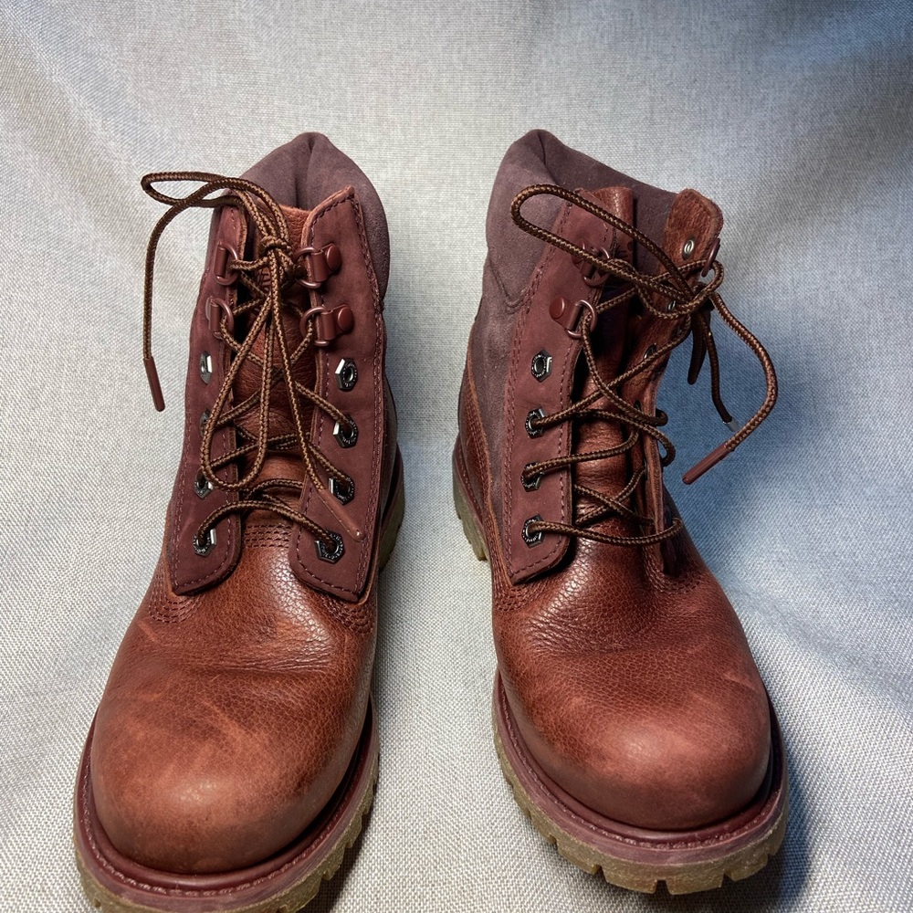 TIMBERLAND Women’s Leather Boots Size 7